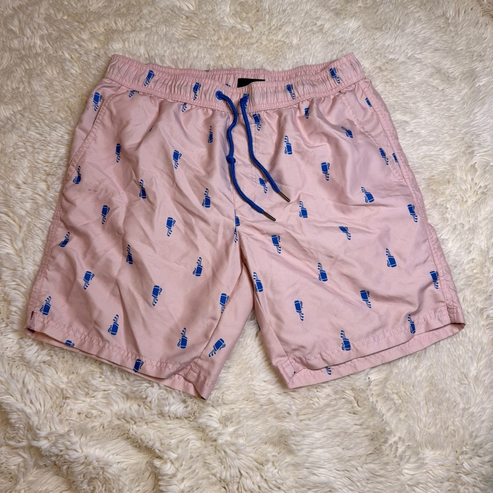 PGA Tour Pink Swim Trunks Blue caddy Print medium with mesh lining 7” inseam